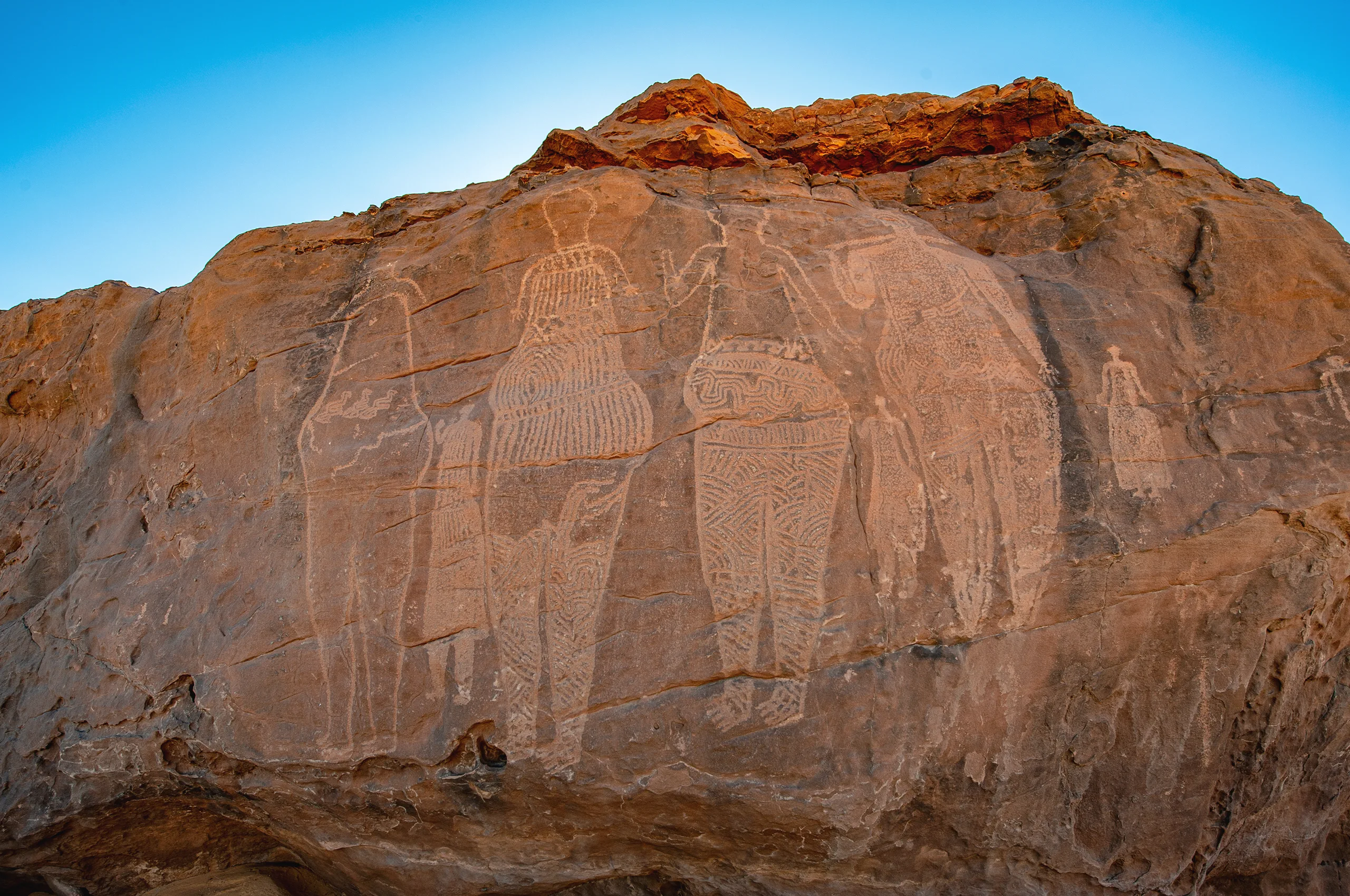 Diona - Trips to Chad with SVS Tchad - rock art